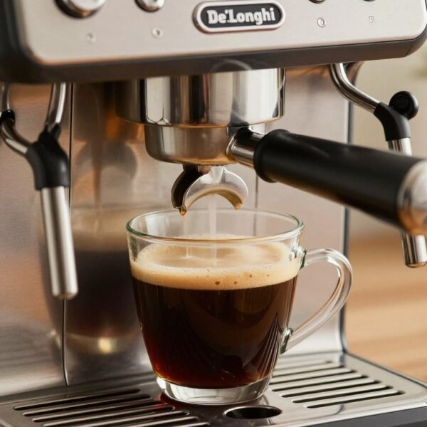 Co ile wymieniać filtr w ekspresie do kawy De'Longhi